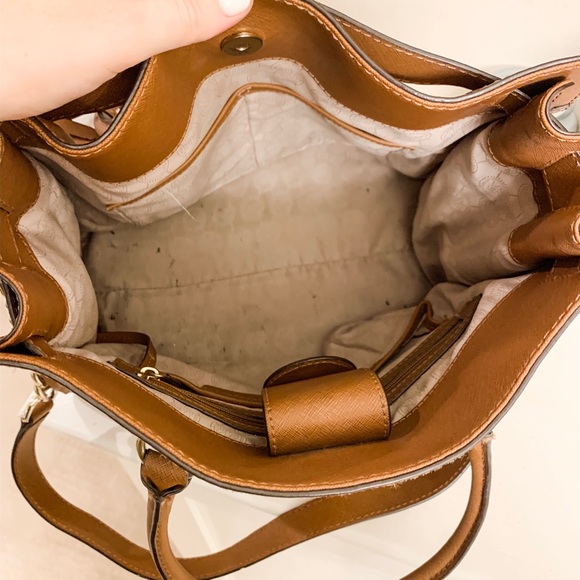 ✨SOLD✨Michael Kors Hamilton Bag - Picture 2 of 6